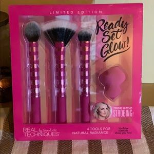 Real Techniques Limited Edition make up brush set